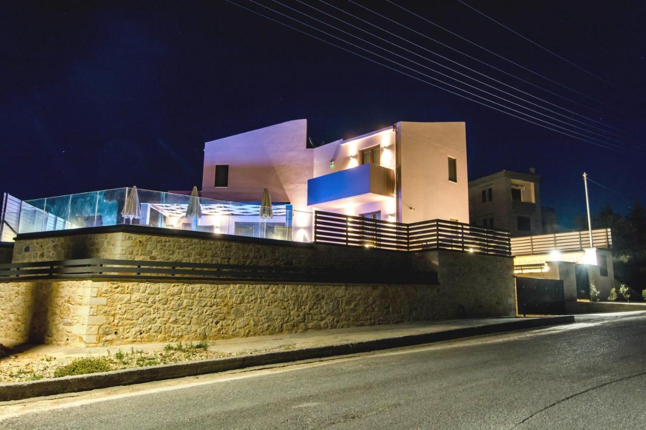 Villa Anthi, A Modern Villa With Salted Water Pool,Hot Tub & Bbq! Rethymno  ภายนอก รูปภาพ